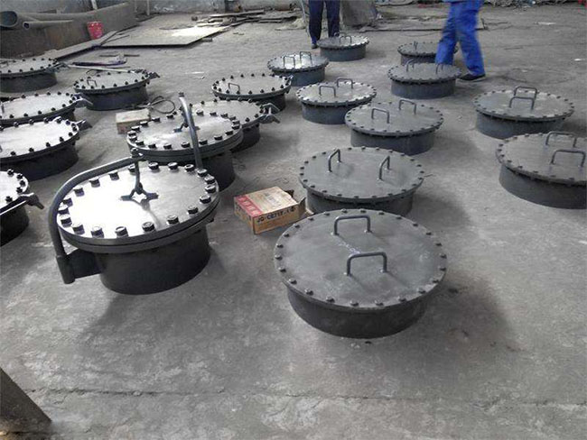 回转拱盖快开人孔